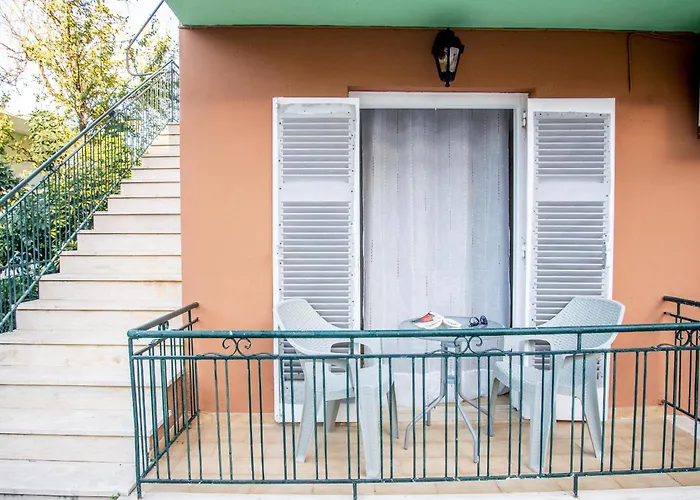 The Grapevine Apartment Poros (Kefalonia)